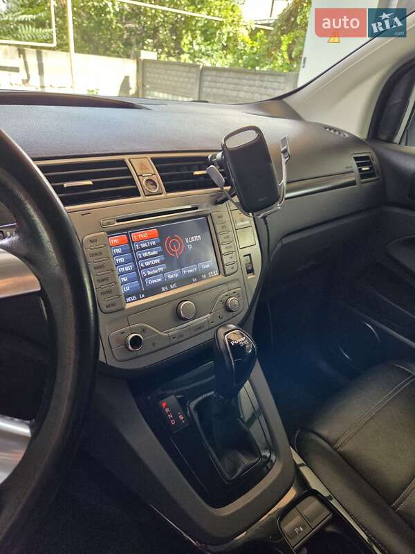 Внедорожник / Кроссовер Ford Kuga 2012 в Днепре