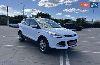 Внедорожник / Кроссовер Ford Kuga 2014 в 