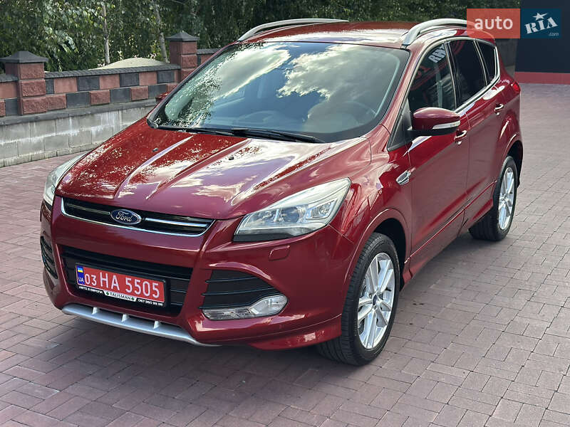 Внедорожник / Кроссовер Ford Kuga 2015 в Ровно