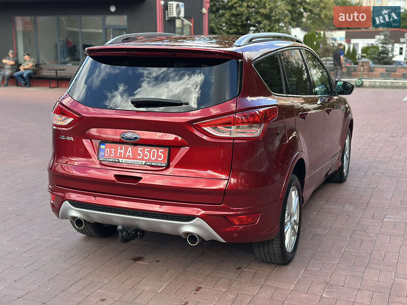 Внедорожник / Кроссовер Ford Kuga 2015 в Ровно