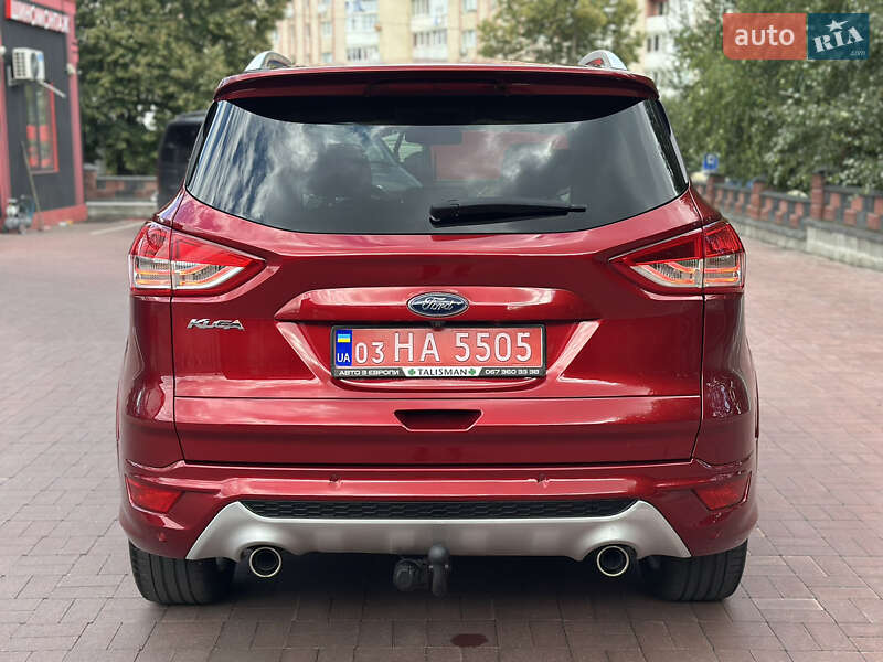 Внедорожник / Кроссовер Ford Kuga 2015 в Ровно