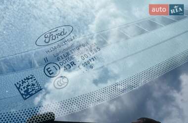 Внедорожник / Кроссовер Ford Kuga 2019 в 