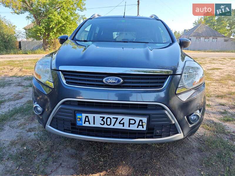 Внедорожник / Кроссовер Ford Kuga 2010 в Изюме
