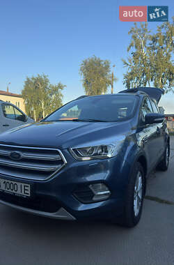 Внедорожник / Кроссовер Ford Kuga 2019 в Черкассах