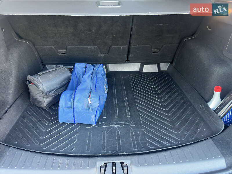 Позашляховик / Кросовер Ford Kuga 2019 в Черкасах фото 10 Позашляховик / Кросовер Ford Kuga 2019 в Черкасах