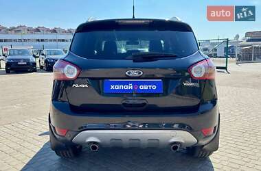 Внедорожник / Кроссовер Ford Kuga 2011 в 