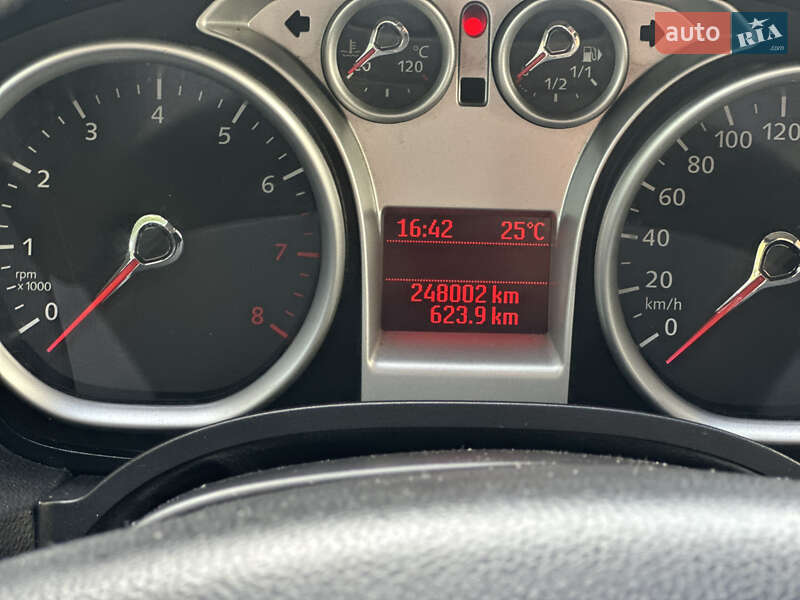 Внедорожник / Кроссовер Ford Kuga 2010 в Львове