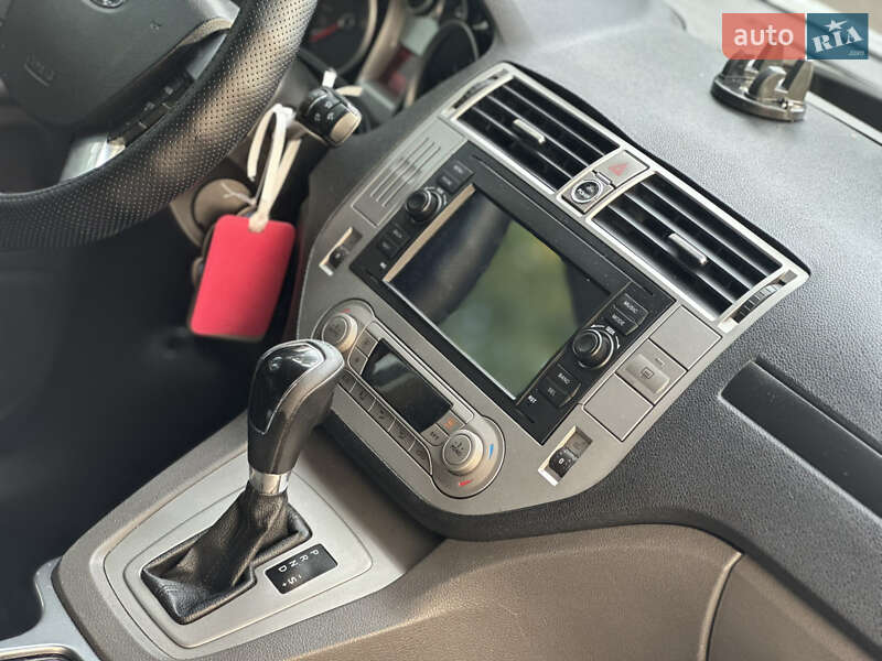 Внедорожник / Кроссовер Ford Kuga 2010 в Львове