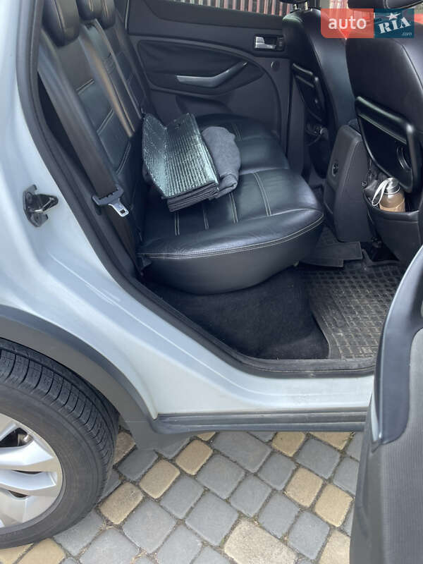 Внедорожник / Кроссовер Ford Kuga 2010 в Коростене