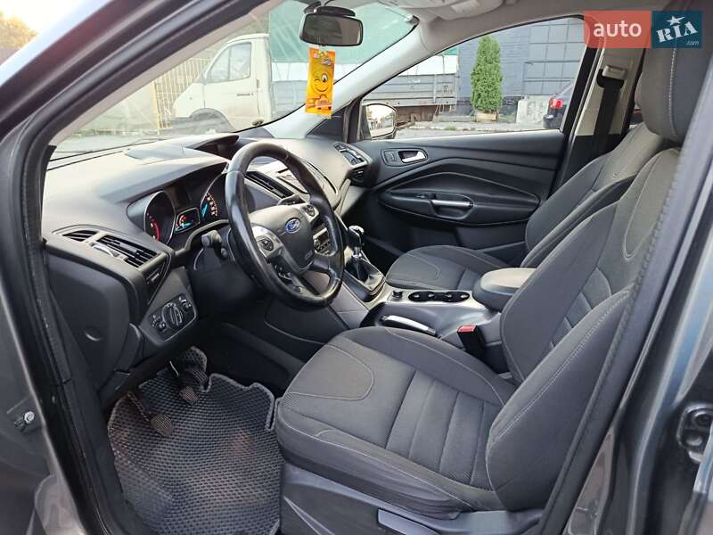 Внедорожник / Кроссовер Ford Kuga 2013 в Соснице