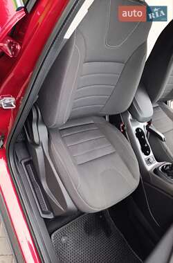 Внедорожник / Кроссовер Ford Kuga 2015 в Нововолынске