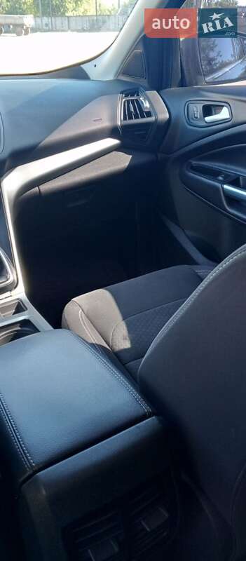 Внедорожник / Кроссовер Ford Kuga 2017 в Переяславе