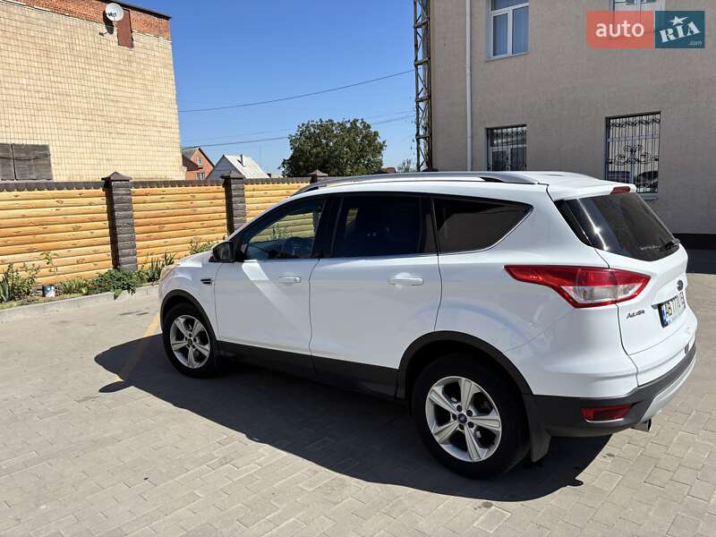 Внедорожник / Кроссовер Ford Kuga 2013 в Виннице