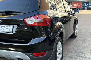 Внедорожник / Кроссовер Ford Kuga 2010 в 