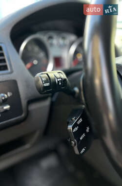 Внедорожник / Кроссовер Ford Kuga 2010 в 