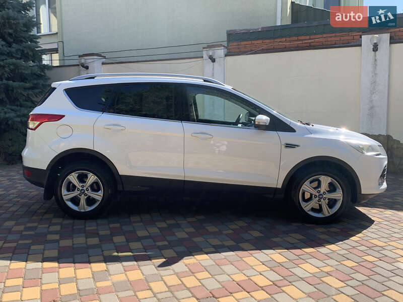 Внедорожник / Кроссовер Ford Kuga 2013 в Николаеве