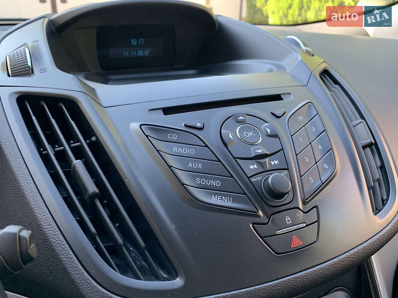 Внедорожник / Кроссовер Ford Kuga 2013 в Николаеве