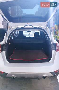 Внедорожник / Кроссовер Ford Kuga 2012 в 