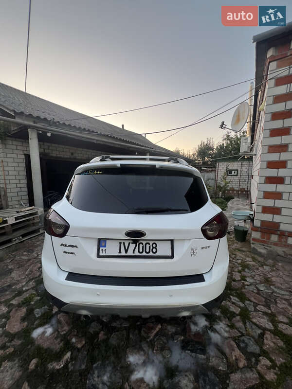 Внедорожник / Кроссовер Ford Kuga 2010 в Кобеляках