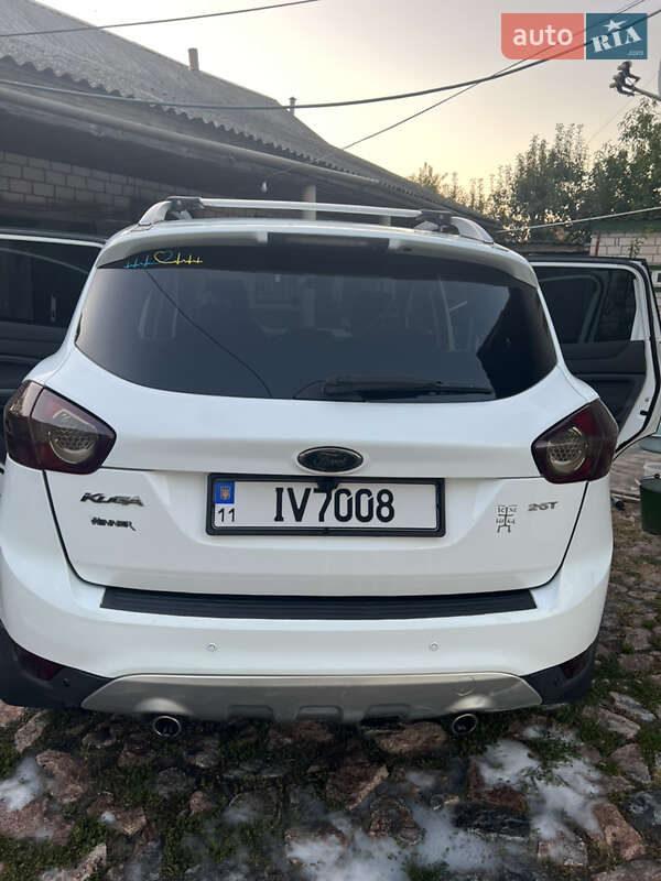 Внедорожник / Кроссовер Ford Kuga 2010 в Кобеляках