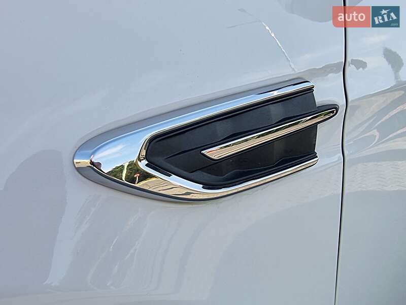 Внедорожник / Кроссовер Ford Kuga 2017 в Виннице фото 42 Внедорожник / Кроссовер Ford Kuga 2017 в Виннице