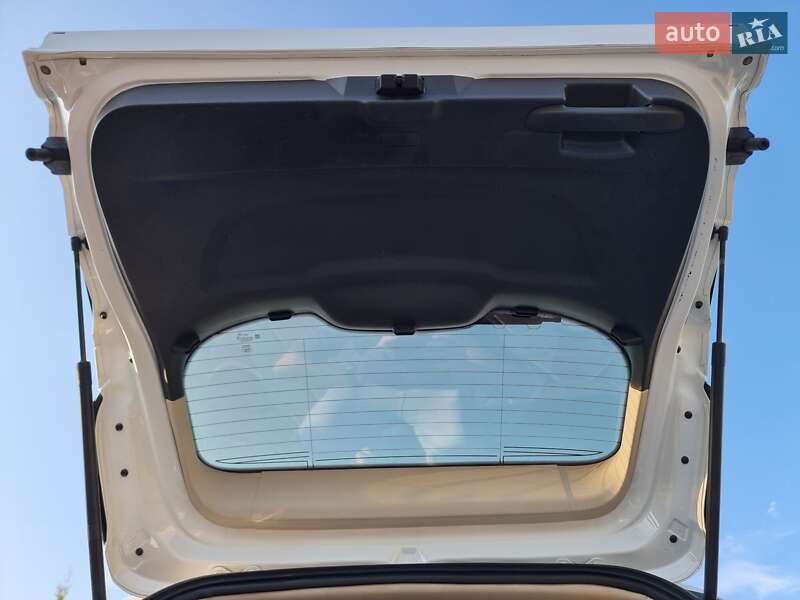 Внедорожник / Кроссовер Ford Kuga 2017 в Виннице фото 89 Внедорожник / Кроссовер Ford Kuga 2017 в Виннице