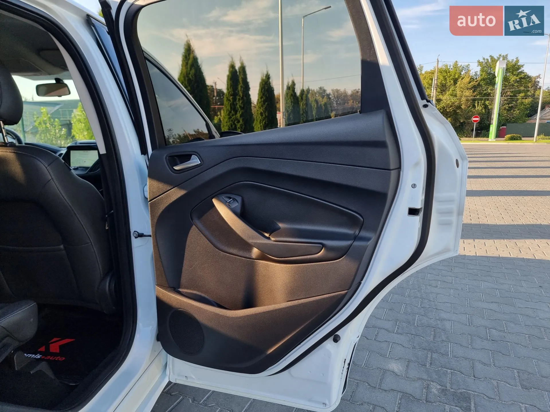 2017 Ford Kuga - мініатюра 75