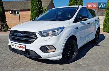 Внедорожник / Кроссовер Ford Kuga 2017 в Виннице