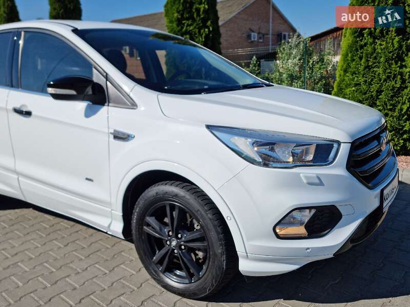 Внедорожник / Кроссовер Ford Kuga 2017 в Виннице фото 6 Внедорожник / Кроссовер Ford Kuga 2017 в Виннице
