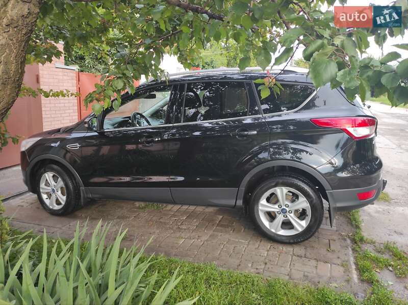 Внедорожник / Кроссовер Ford Kuga 2013 в Сумах
