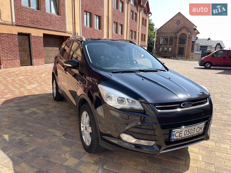 Внедорожник / Кроссовер Ford Kuga 2013 в 