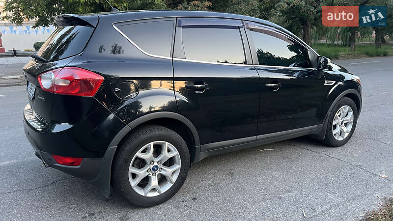Позашляховик / Кросовер Ford Kuga 2012 в Світловодську