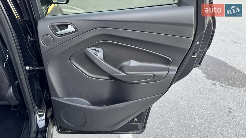 Внедорожник / Кроссовер Ford Kuga 2014 в Тернополе