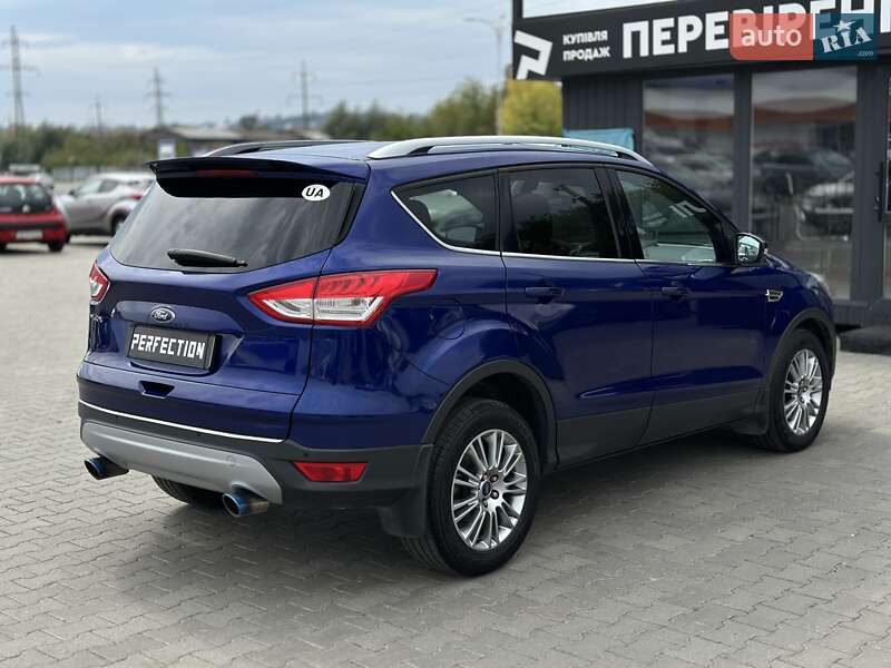Позашляховик / Кросовер Ford Kuga 2013 в Чернівцях