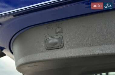 Внедорожник / Кроссовер Ford Kuga 2013 в 