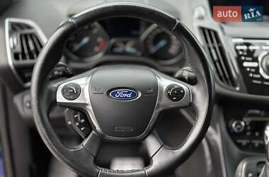 Внедорожник / Кроссовер Ford Kuga 2013 в 