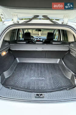 Внедорожник / Кроссовер Ford Kuga 2011 в 