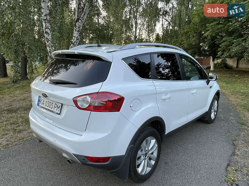 Внедорожник / Кроссовер Ford Kuga 2011 в Киеве