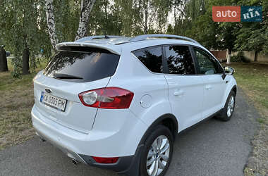 Внедорожник / Кроссовер Ford Kuga 2011 в 