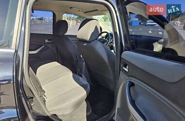 Внедорожник / Кроссовер Ford Kuga 2011 в 