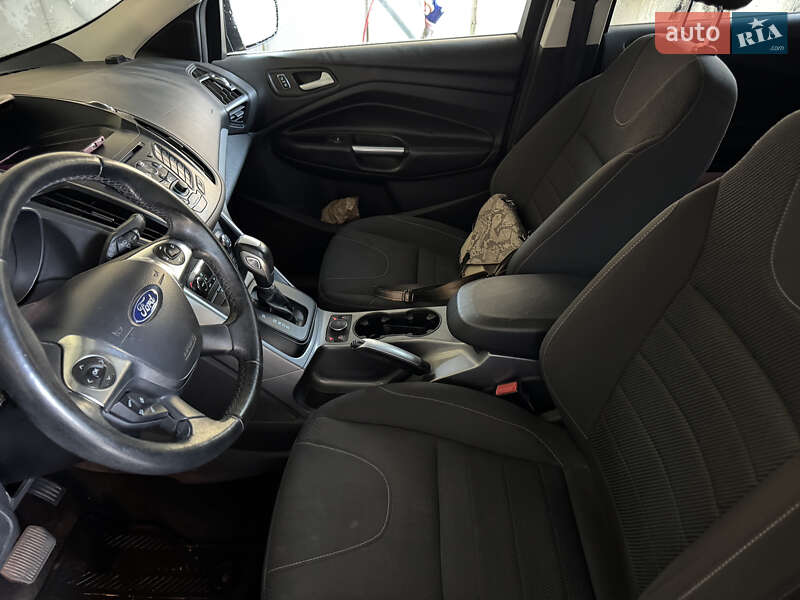 Внедорожник / Кроссовер Ford Kuga 2013 в Сумах