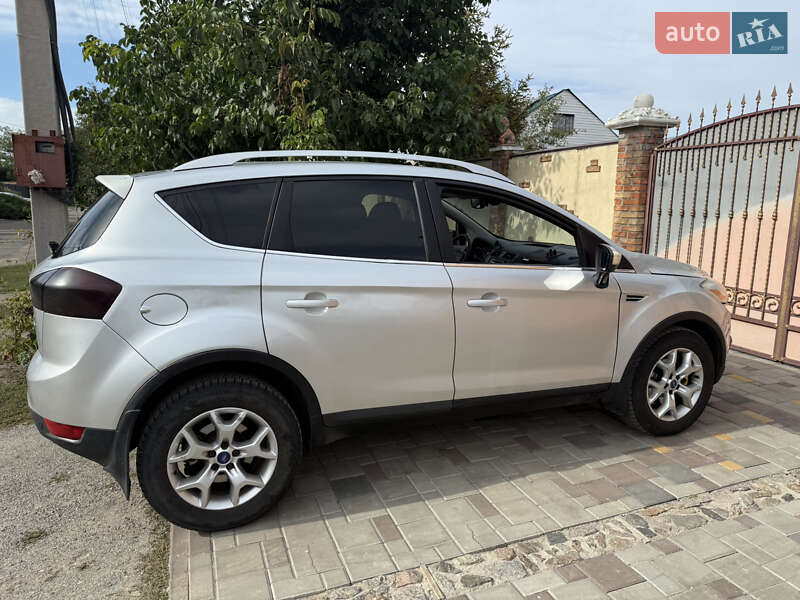 Внедорожник / Кроссовер Ford Kuga 2011 в Черкассах фото 12 Внедорожник / Кроссовер Ford Kuga 2011 в Черкассах