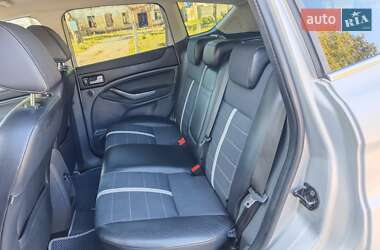 Внедорожник / Кроссовер Ford Kuga 2009 в 