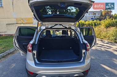 Внедорожник / Кроссовер Ford Kuga 2009 в 