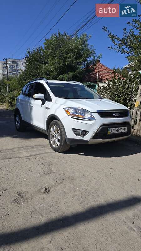 Внедорожник / Кроссовер Ford Kuga 2012 в Днепре фото 6 Внедорожник / Кроссовер Ford Kuga 2012 в Днепре