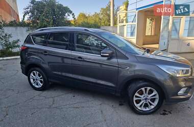 Внедорожник / Кроссовер Ford Kuga 2019 в Черкассах
