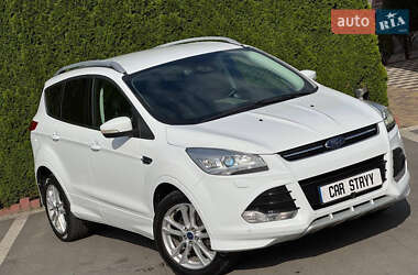 Внедорожник / Кроссовер Ford Kuga 2016 в 