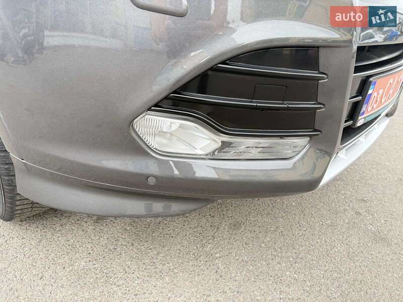 Внедорожник / Кроссовер Ford Kuga 2015 в Луцке