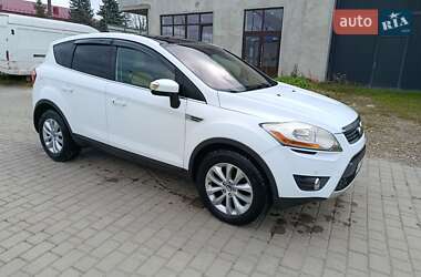Внедорожник / Кроссовер Ford Kuga 2011 в 