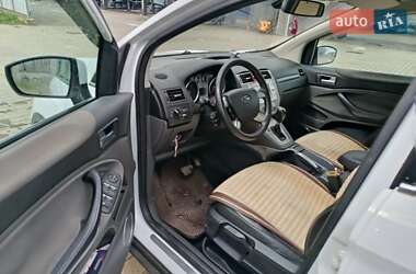 Внедорожник / Кроссовер Ford Kuga 2011 в 